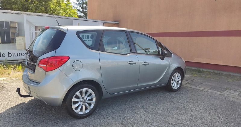 Opel Meriva cena 26900 przebieg: 133000, rok produkcji 2013 z Alwernia małe 326